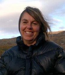 Mary King, your Vistas sketching and painting host